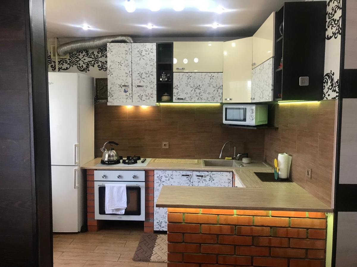 Уютная квартира Каменце-Подольском Каменец-Подольский Экстерьер фото